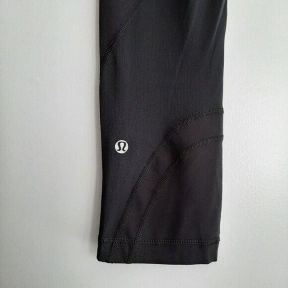 LULULEMON Inspire Crop II 2 Luxtreme Black Tight Athletic Leggings Sz 4 - Picture 11 of 14